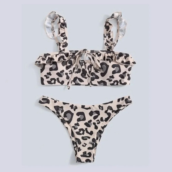 NEW! Y2K Leopard Print Keyhole Lettuce Frill Trim Bikini Top - Picture 11 of 15